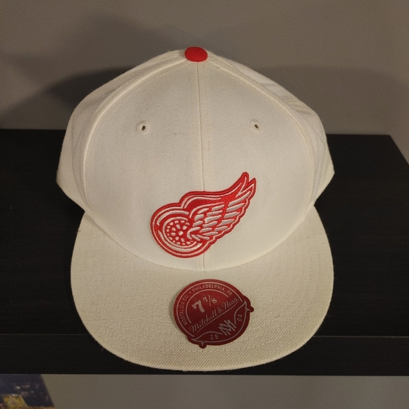 Mitchell & Ness Other - Detroit Red Wings Cap